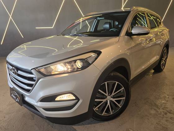 HYUNDAI TUCSON 1.6 16V T-GDI GASOLINA GL ECOSHIFT HYUNDAI TUCSON 1.6 16V T-GDI GASOLINA GL ECOSHIFT